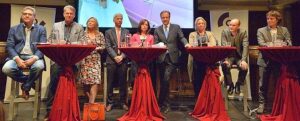 Roze verkiezingsdebat in de Rode Hoed op 3 augustus 2012, waarin de basis werd gelegd voor het 'Roze Akkoord'. V.l.n.r: Henk Krol (50Plus), Hero Brinkman (DPK), Madeleine van Toorenburg (CDA), Ronald Plasterk (PvdA), Jolande Sap (GL), Alexander Pechtold (D66), Jeanine Hennis-Plasschaert (VVD), Jasper van Dijk (SP), Johnas van Lammeren (PvdD). Foto: Geert van Tol voor COC Nederland